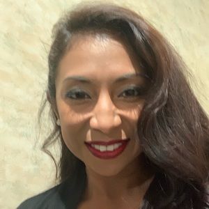 Meet your Posher, Karla